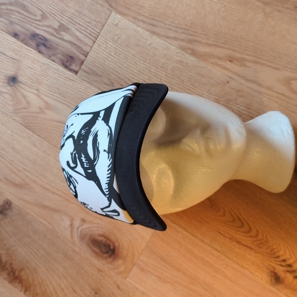 Granule. Snapback hat. Unique. Retro. - Picture 3 of 7